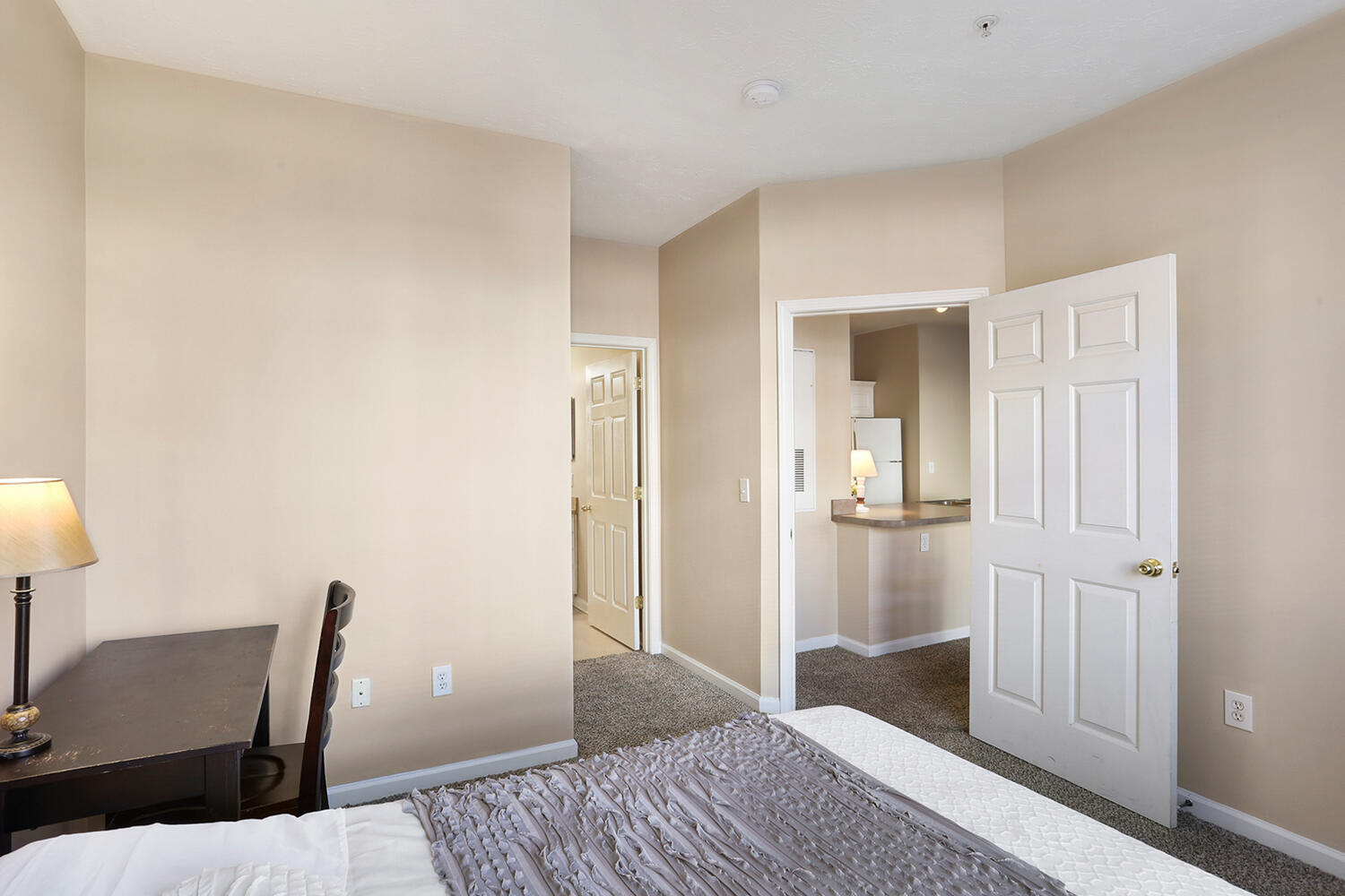 Capstone Quarters 